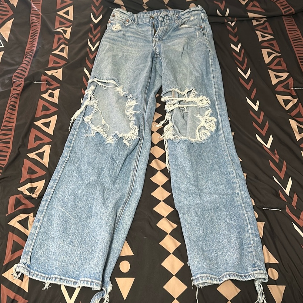 American Eagle straight jeans, size 8 long. They don’t fit anymore
